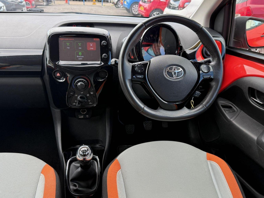 TOYOTA AYGO