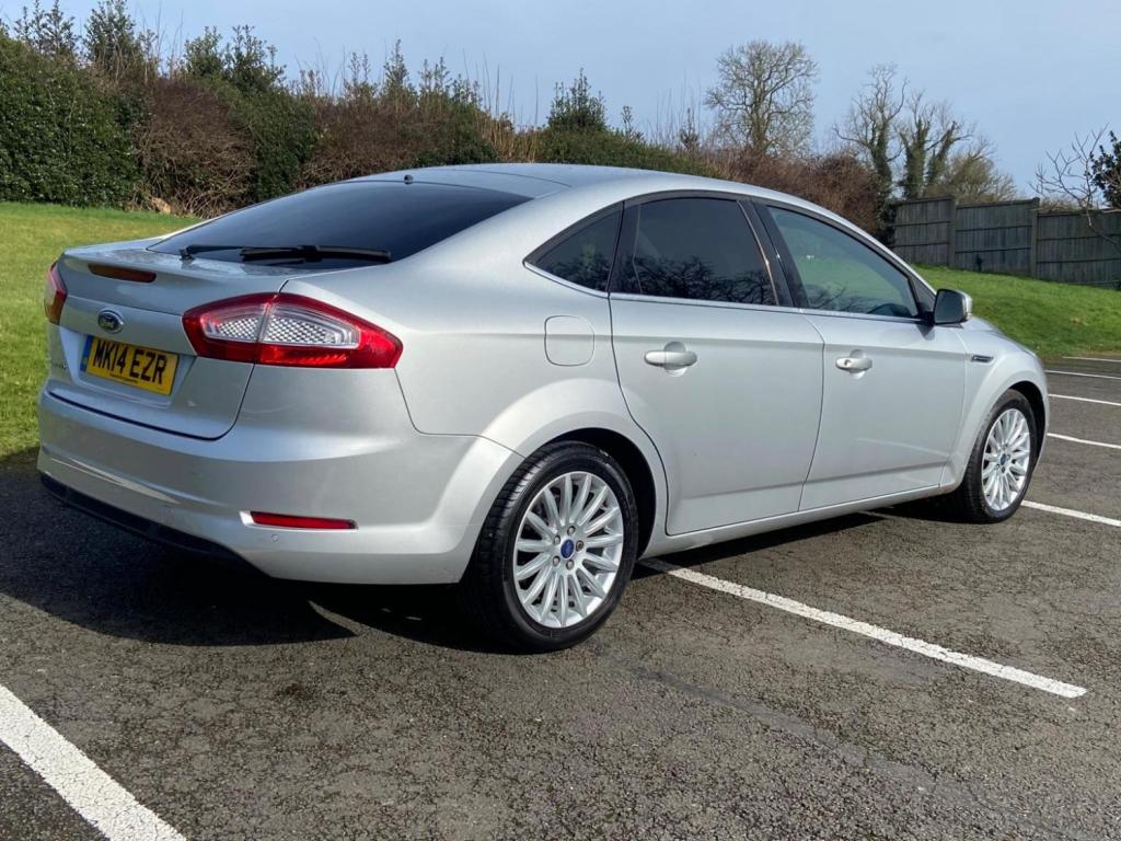 FORD MONDEO