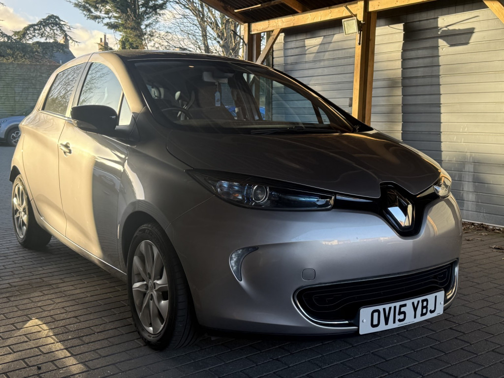 RENAULT ZOE