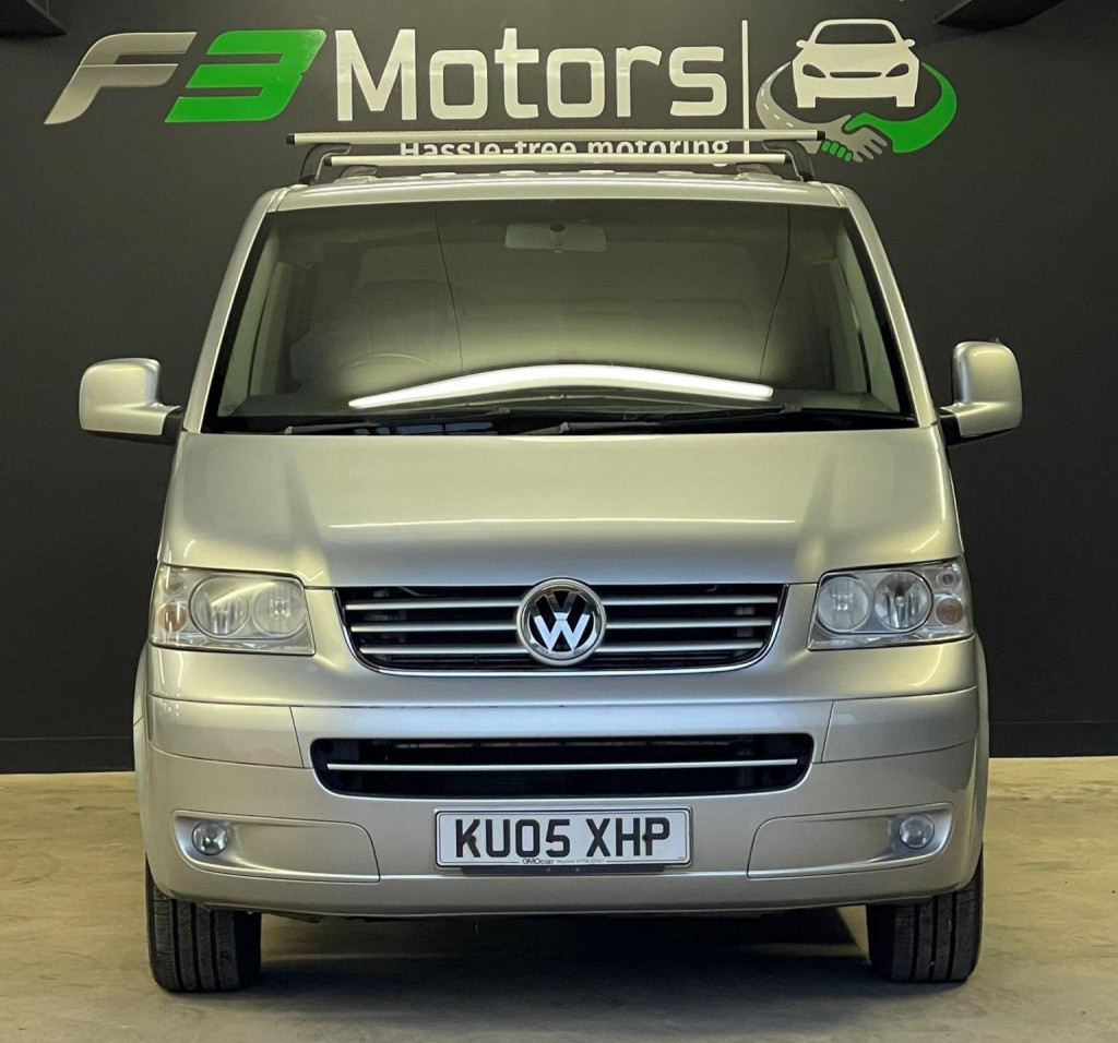 VOLKSWAGEN CARAVELLE