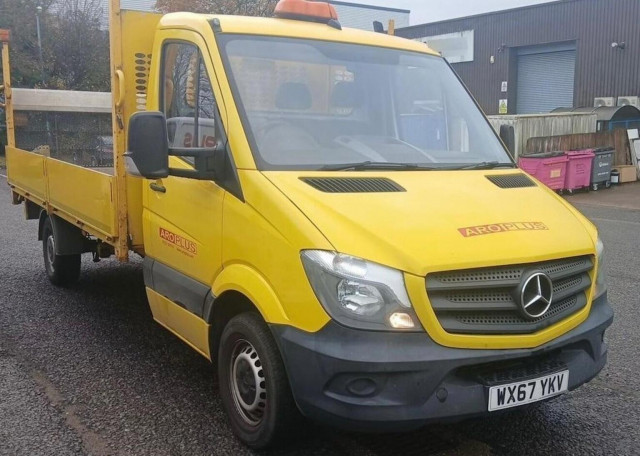 MERCEDES-BENZ SPRINTER