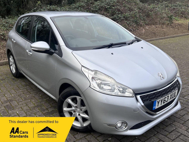 PEUGEOT 208 1.2 VTi Active Euro 5 5dr