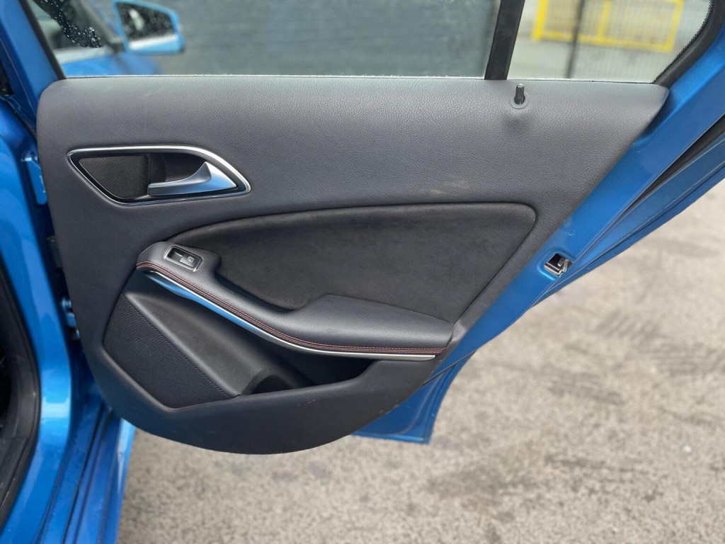 MERCEDES-BENZ A CLASS