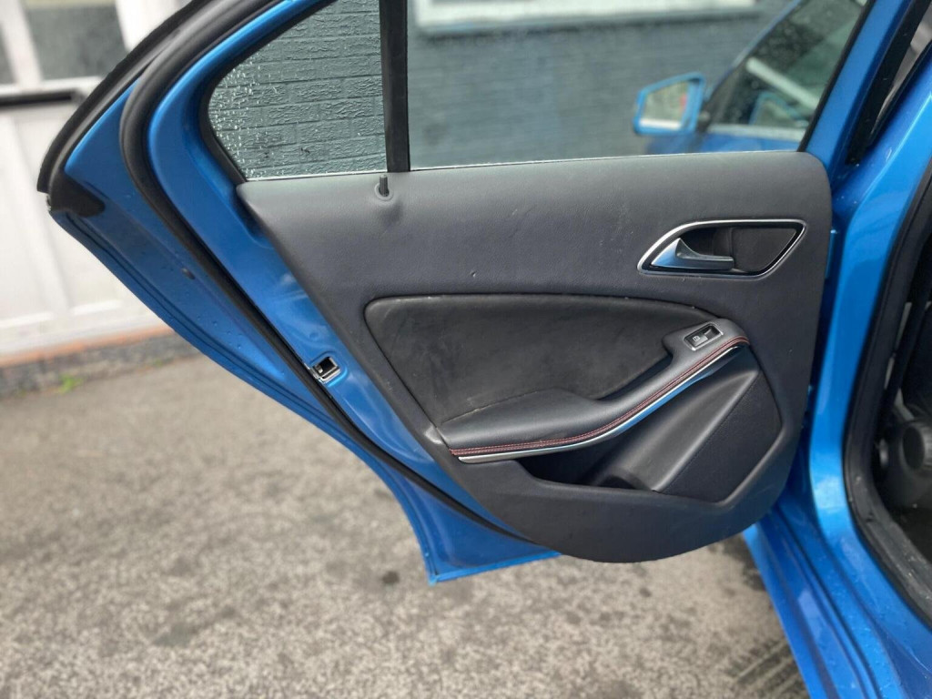 MERCEDES-BENZ A CLASS