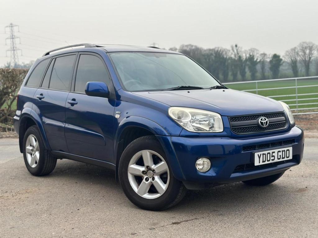 TOYOTA RAV4