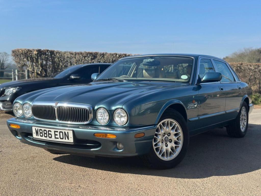 JAGUAR XJ