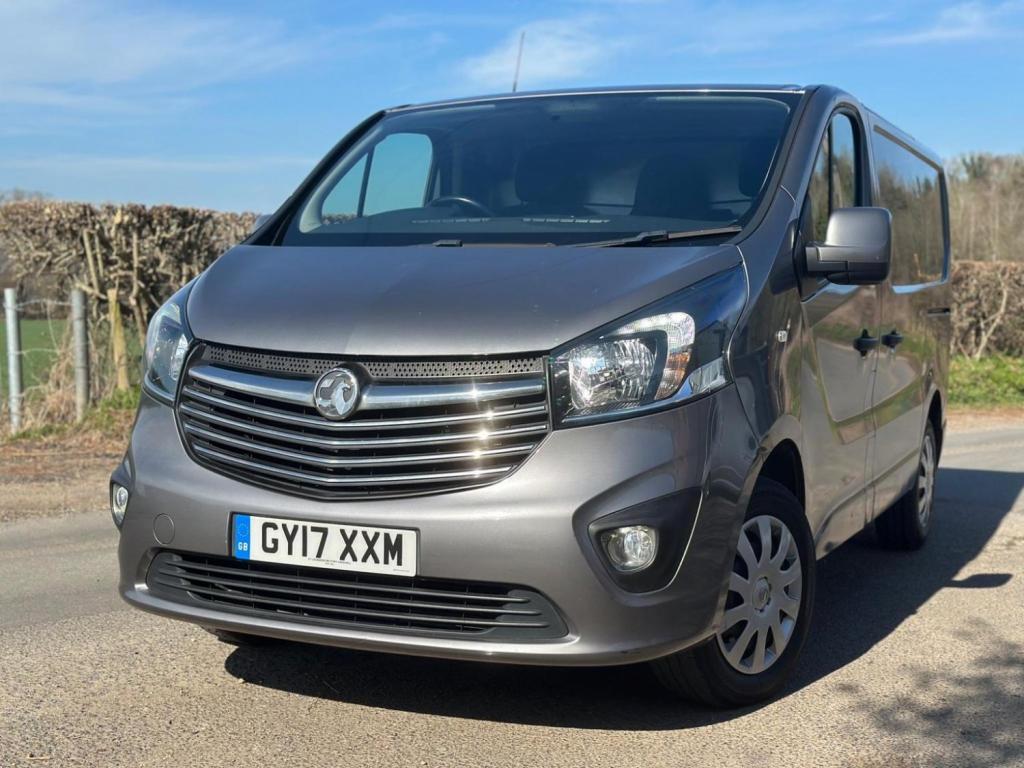 VAUXHALL VIVARO