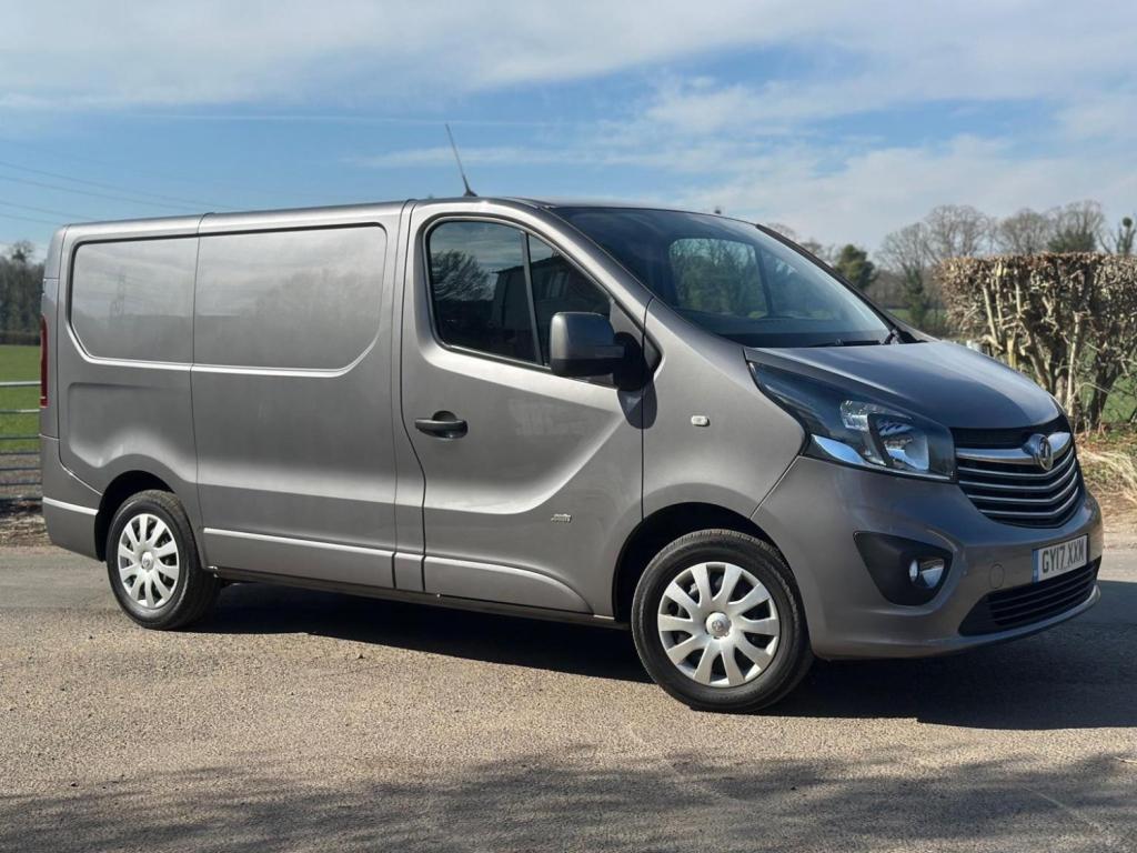 VAUXHALL VIVARO