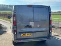 VAUXHALL VIVARO