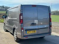 VAUXHALL VIVARO