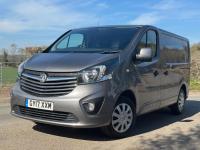 VAUXHALL VIVARO