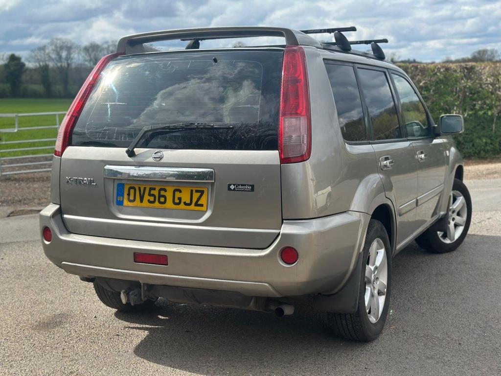 NISSAN X-TRAIL