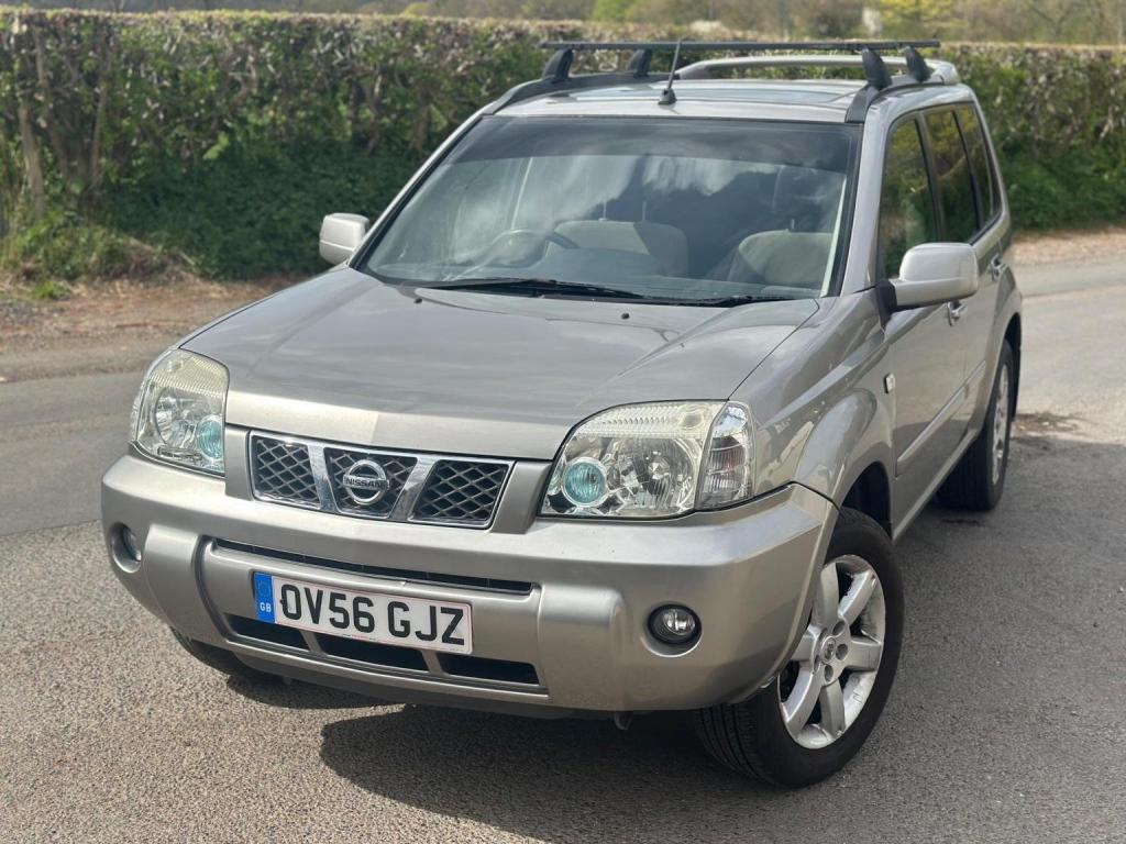 NISSAN X-TRAIL