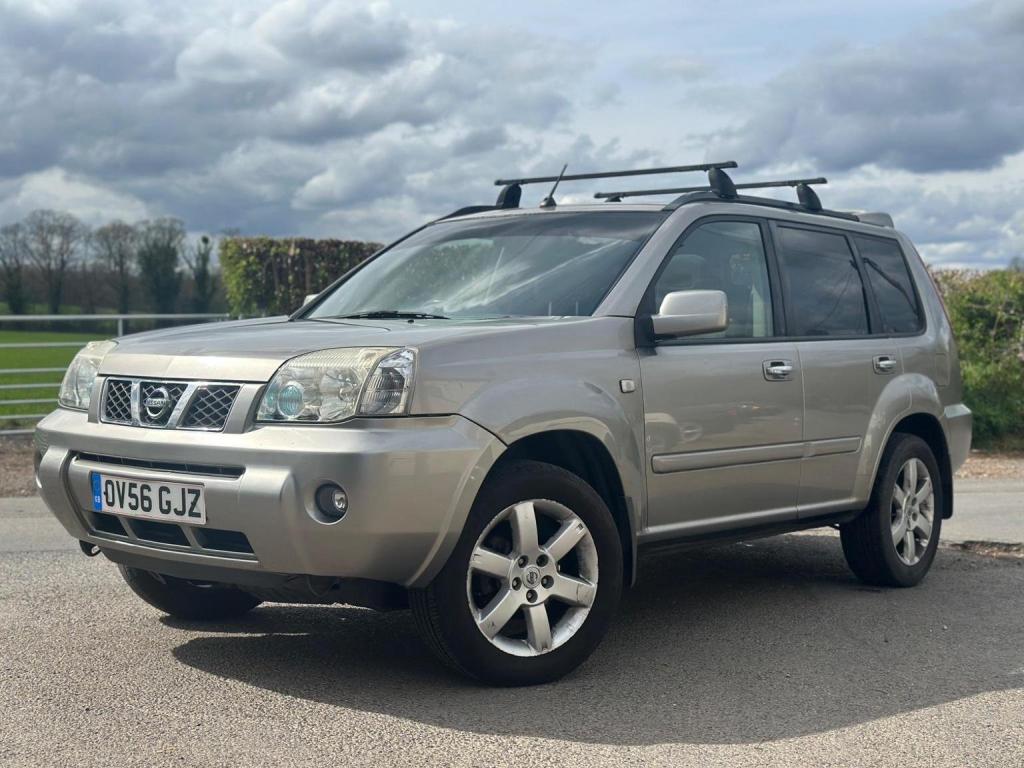 NISSAN X-TRAIL