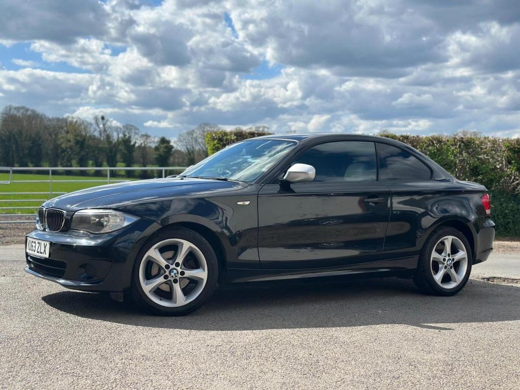 BMW 1 SERIES