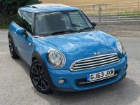 MINI HATCH