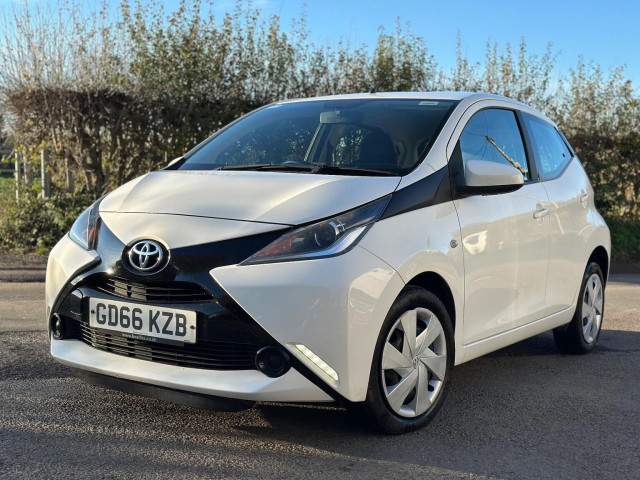TOYOTA AYGO