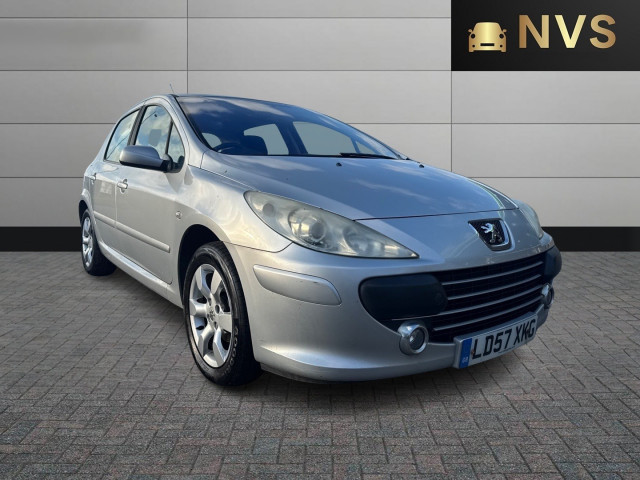 PEUGEOT 307