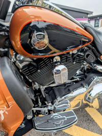 HARLEY-DAVIDSON Touring