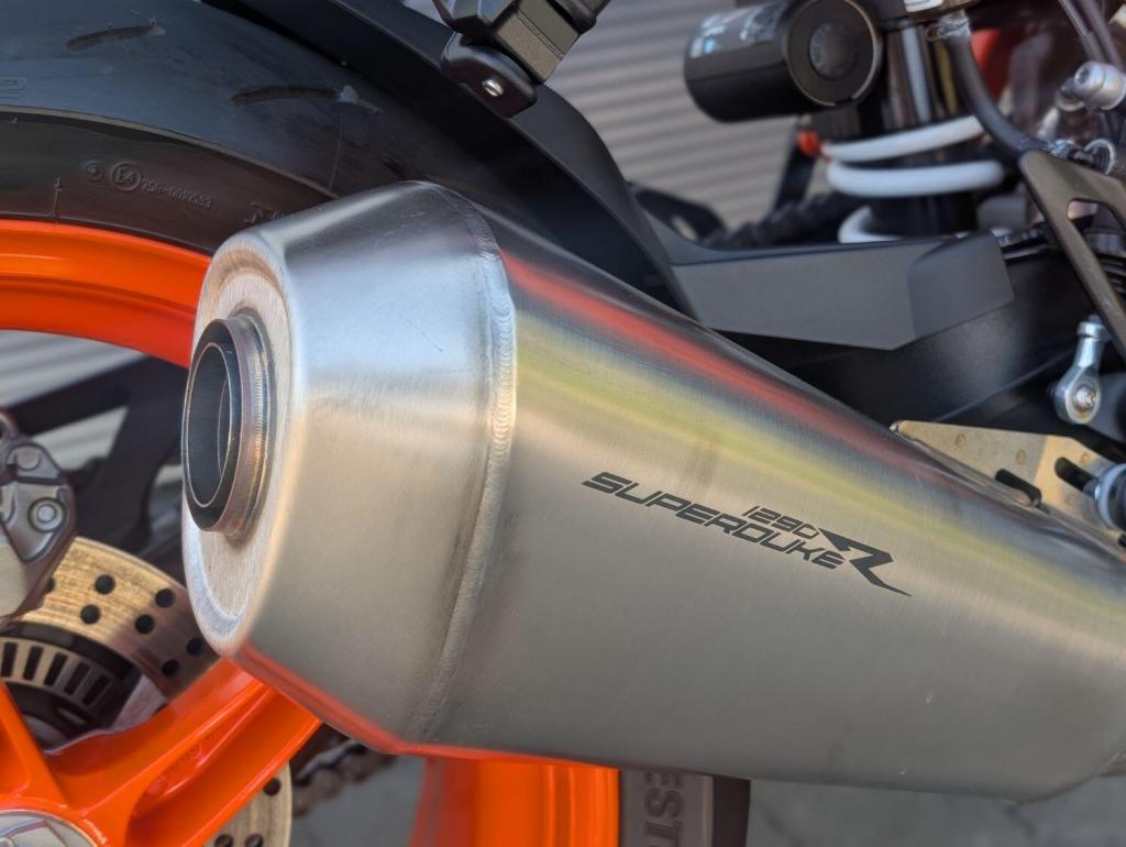 KTM 1290 SUPER DUKE R