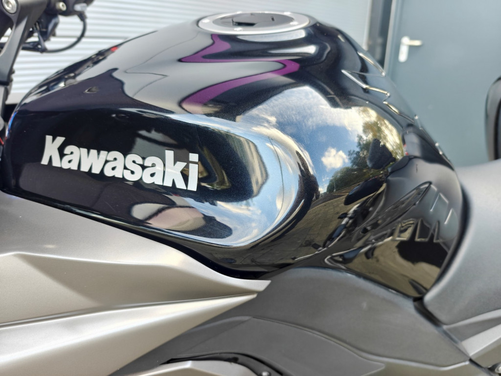KAWASAKI Z1000