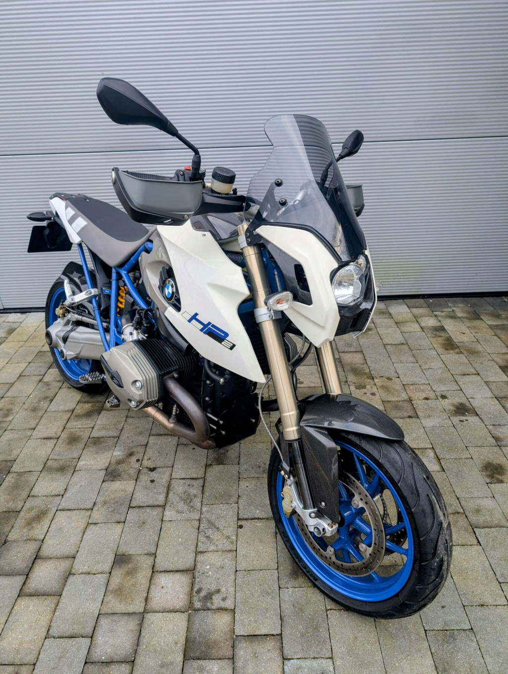 BMW HP2