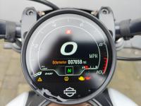 HARLEY-DAVIDSON Sportster