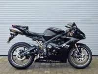 TRIUMPH DAYTONA 675