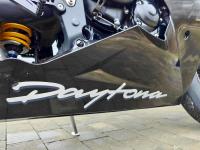 TRIUMPH DAYTONA 675