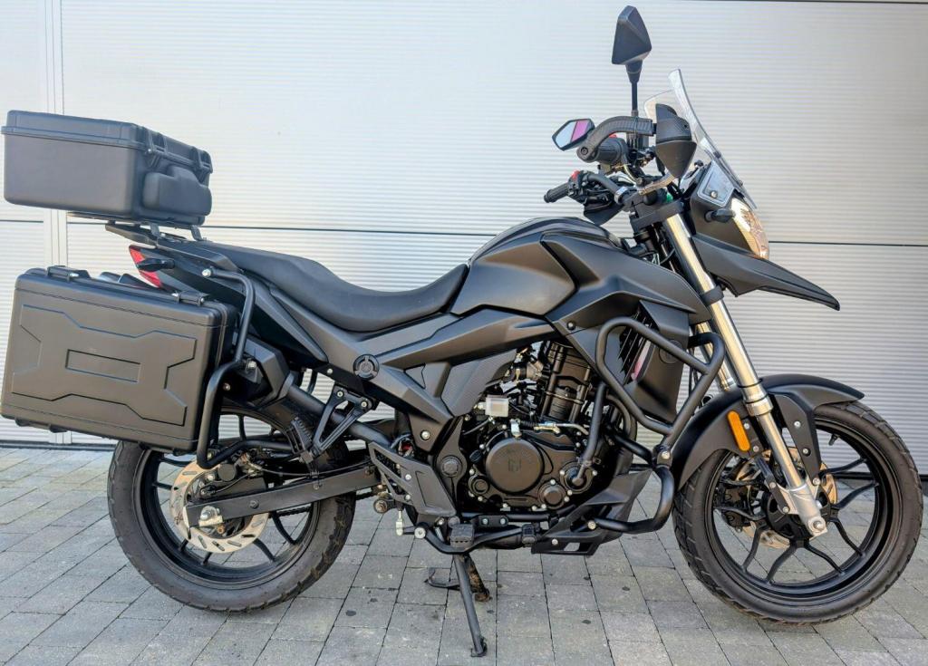MUTT STRAVAIG 125