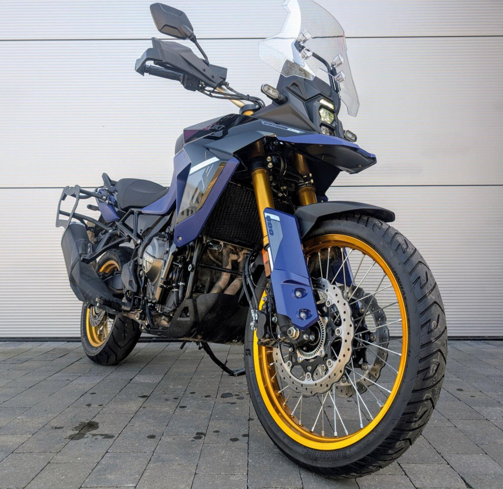 SUZUKI V-STROM