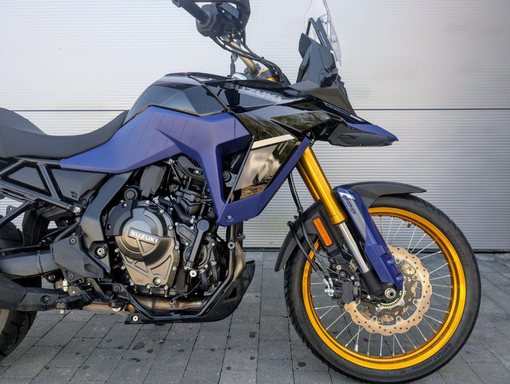 SUZUKI V-STROM