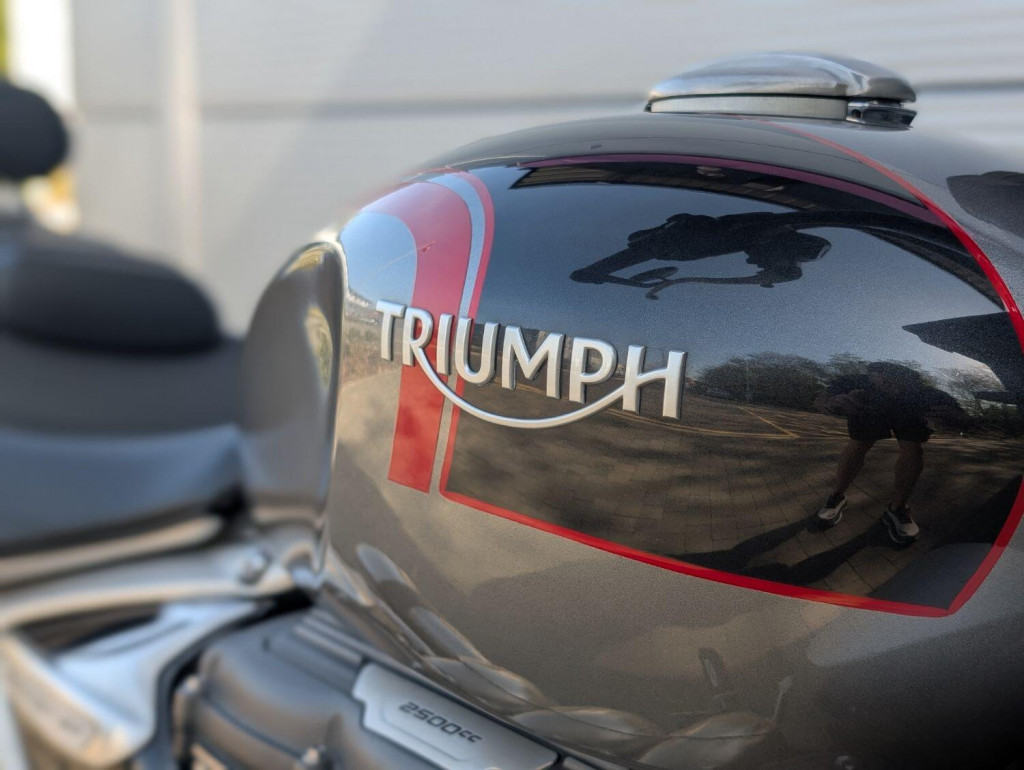 TRIUMPH Rocket III