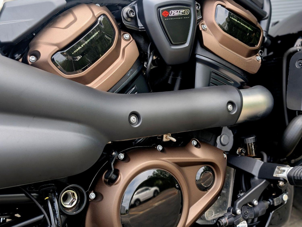 HARLEY-DAVIDSON Sportster