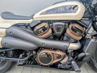 HARLEY-DAVIDSON Sportster