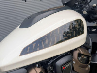 HARLEY-DAVIDSON Sportster