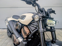 HARLEY-DAVIDSON Sportster