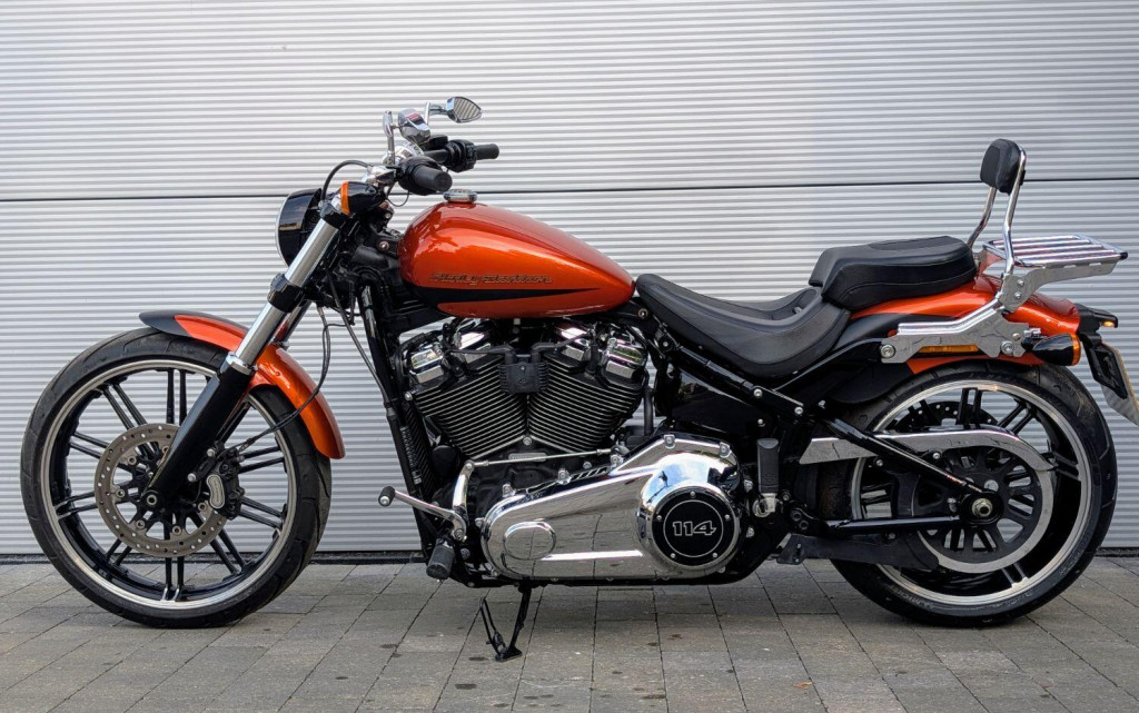HARLEY-DAVIDSON Softail