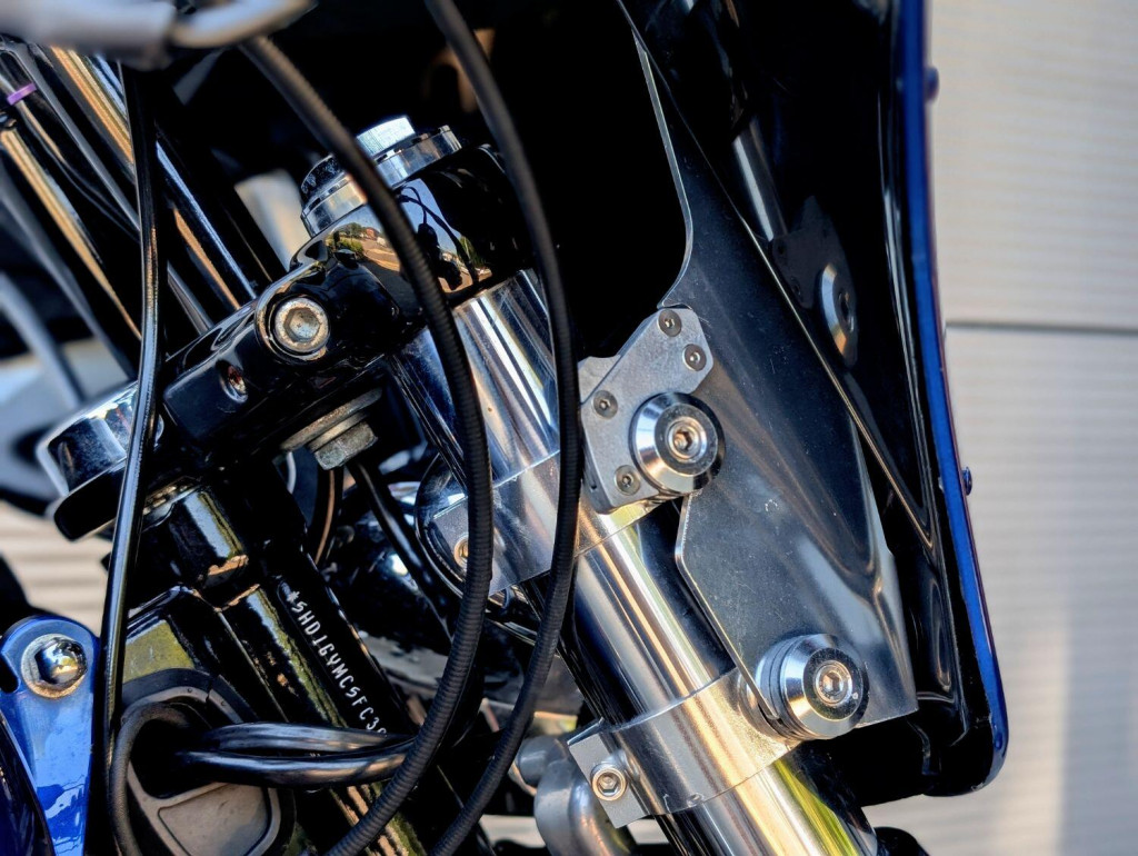 HARLEY-DAVIDSON Dyna