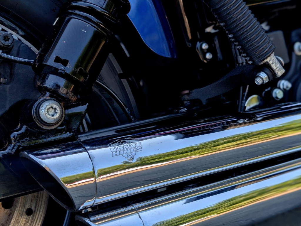 HARLEY-DAVIDSON Dyna