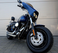 HARLEY-DAVIDSON Dyna