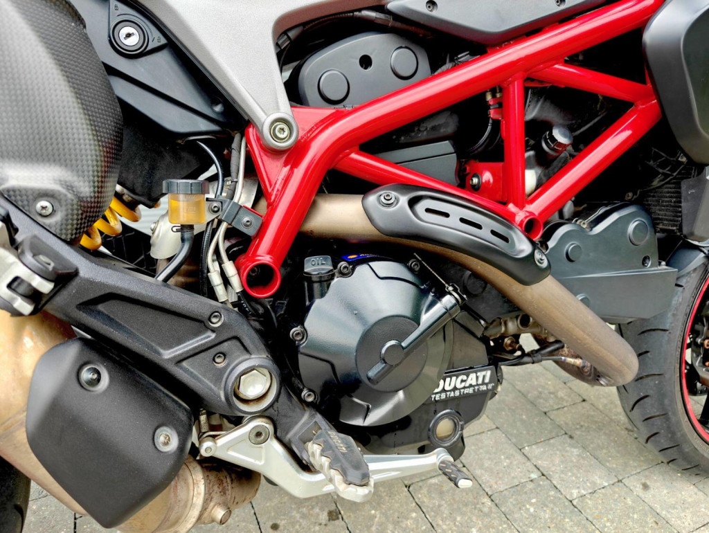 DUCATI Hypermotard