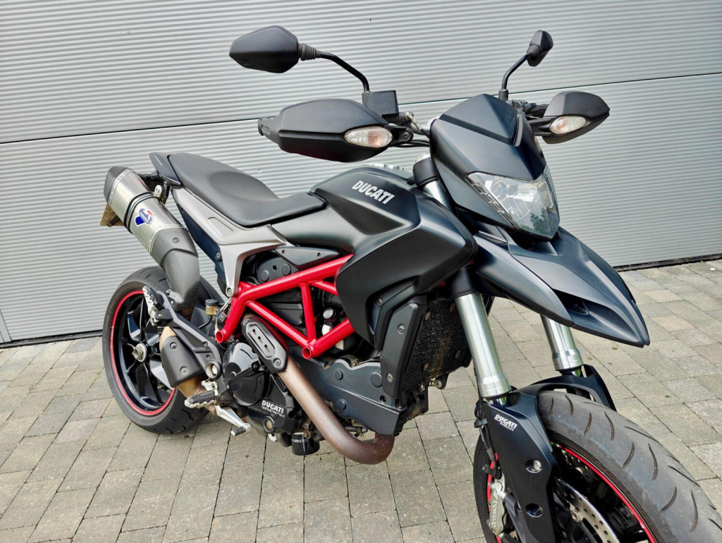 DUCATI Hypermotard