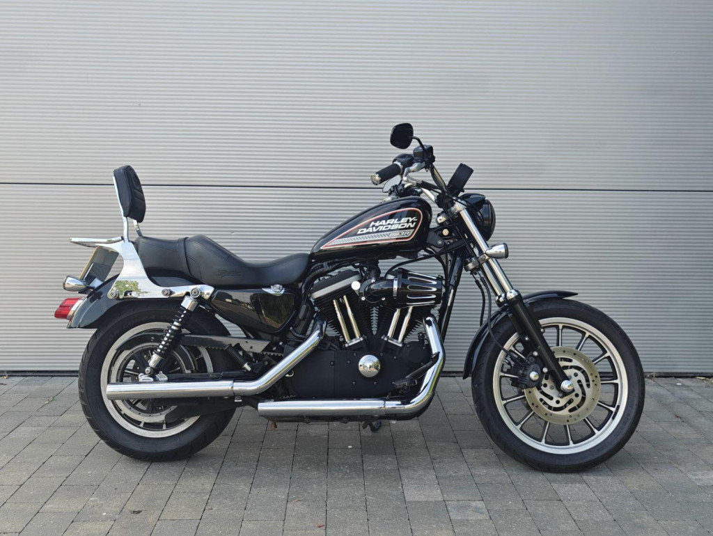 HARLEY-DAVIDSON Sportster