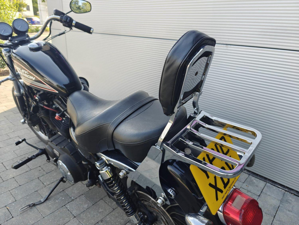 HARLEY-DAVIDSON Sportster