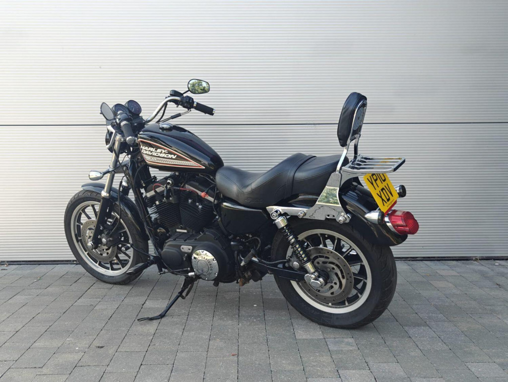 HARLEY-DAVIDSON Sportster