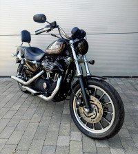 HARLEY-DAVIDSON Sportster