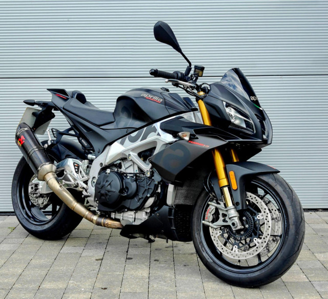 APRILIA Tuono 1100 V4