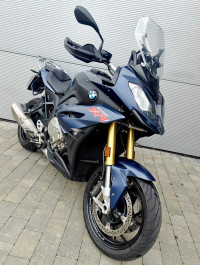 BMW S1000XR