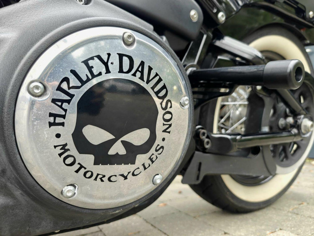HARLEY-DAVIDSON Softail